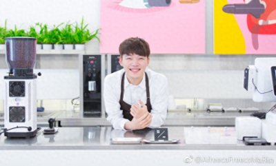 ​LPL：马润的惨痛经历 世界第一上单也会感到恐惧