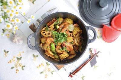 ​简单的麻辣香锅怎么做，吃起来那叫一个香