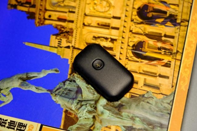 能让iphone手机秒变双卡双待的神器，你们在用了吗？