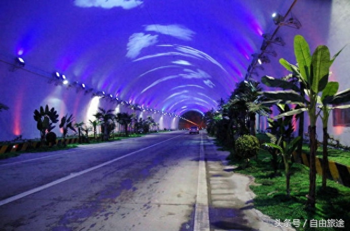 全球最长双洞公路隧道：中国秦岭终南山隧道