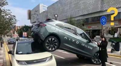 ​华为余承东再回应问界 M5 倒车“骑上”比亚迪：1 季度 OTA 升级