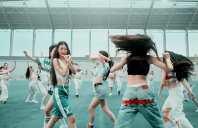 ​lisa新造型翻车了(Lisa新造型丑哭？)