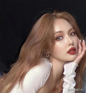 ​金晓钟金泫雅分手(分手原因女方太强？)