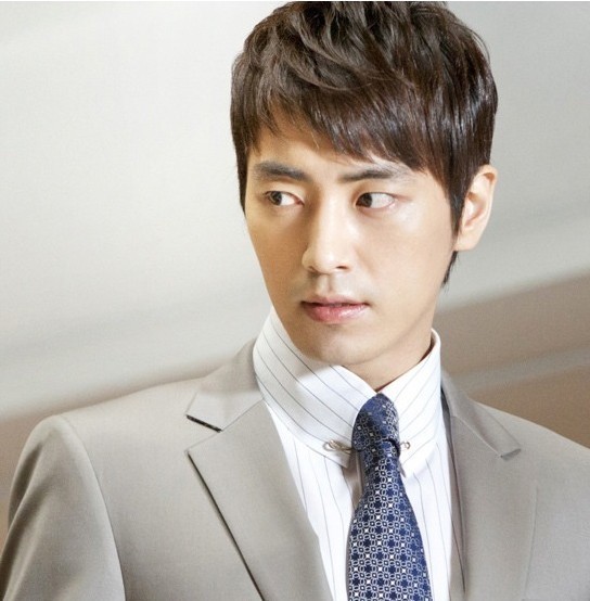 李俊赫整容前后照片 网上流传失实 新剧收视亮眼引热议