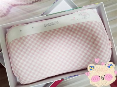 ​婴儿睡什么枕头好 几个月开始婴儿可以用枕头呢！给孩子选个合适的枕头吧