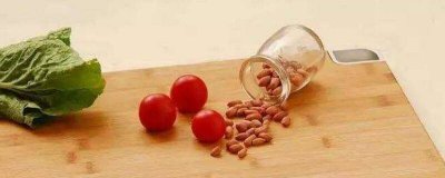 ​菜板用多长时间更换最好 刚买来的菜板要怎么保养一下