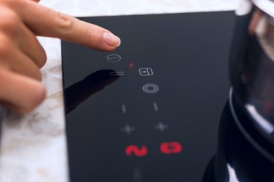 ​电磁炉使用说明书大全（8点电磁炉使用方法，日常注意这些小细节，用好多年都