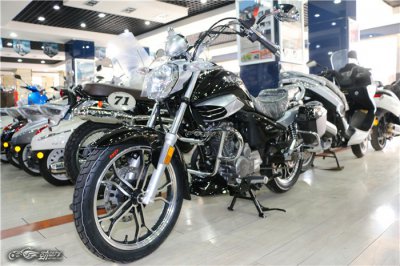 ​豪爵tr150电喷测评 新车到店：——豪爵TR150