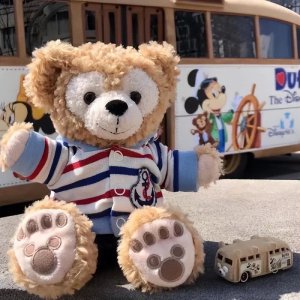 ​迪士尼玩偶都有哪些名字（你知道迪士尼的达菲家族都有哪些成员及名字？）