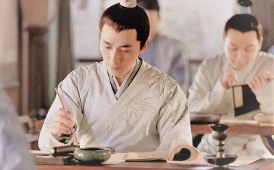 ​五官是指哪五官（）“男看五官，女看流年”，具体是说啥？这里面的讲究你不可