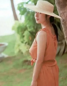 ​港风美人青山知可子ins图集：90年代日本纯欲天花板