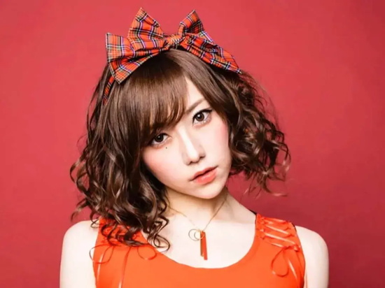 从70公斤的女胖纸变成健美冠军的七海蒂娜美图分享，暗黑界的毅力帝！