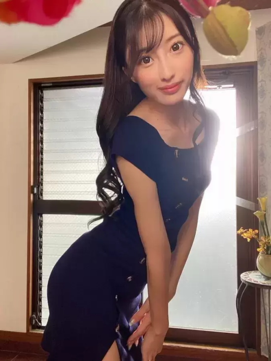 黑丝女王星宫一花美图分享，国宝级的美腿！