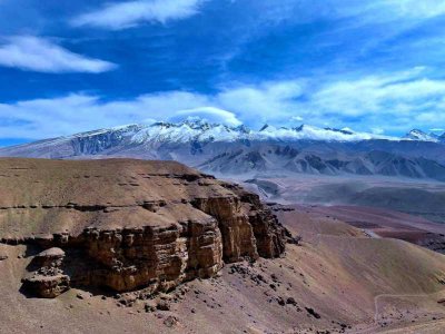 ​三围是指哪三个地方(“你知道阿里三围吗？”“俗气，什么三围！”)