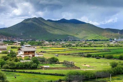 ​香格里拉攻略(香格里拉 | 理想圣地，人均800，四日游玩攻略)