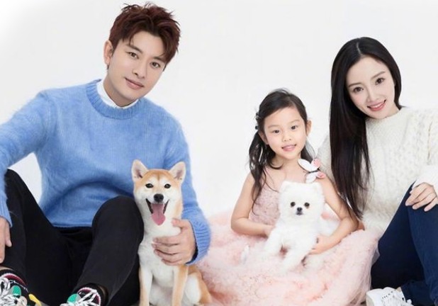 贾乃亮个人资料及图片 他的家境不比李小璐差到哪