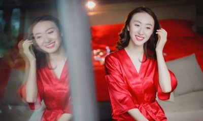 ​张娅姝张傲月结婚了 金星老师亲自当两人的证婚人