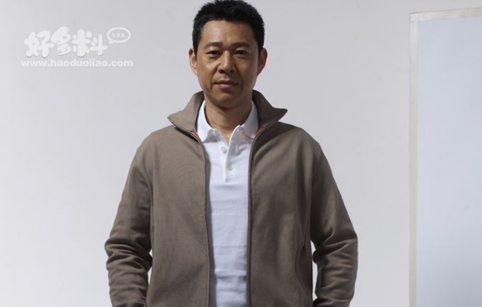 张丰毅妻子霍凡近照曝光 张丰毅有过几段婚姻生活