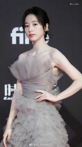 ​周雨彤(周雨彤美图)