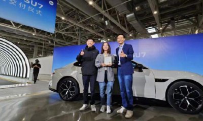 ​大定超10万、锁单4万！雷军亲手交付首批小米SU7