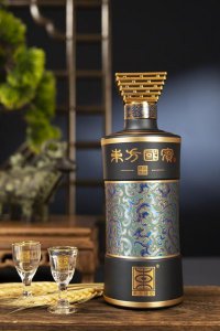 ​贵州茅台一百年后_茅台100年多少钱