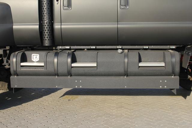 不可忽视的大怪兽，土豪手中的玩物——福特F650-