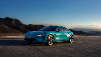 ​小米SU7“反围剿”成功：周销量登顶 超越一众竞争对手