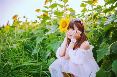 ​单纯的女生有什么表现 单纯的女生怎么追