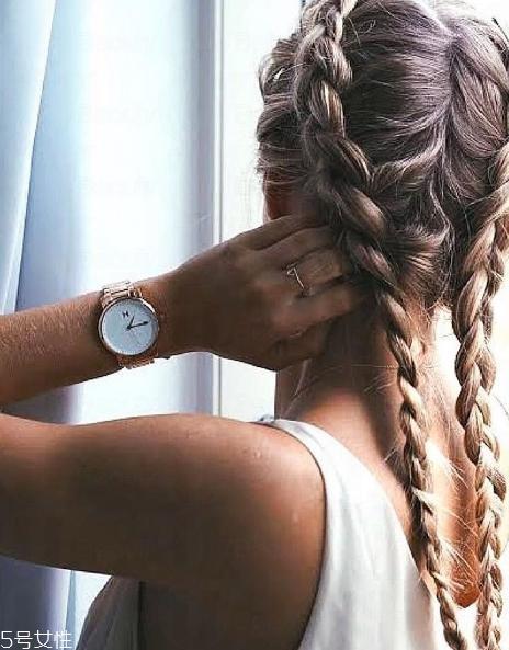 拳击辫子编法图解 拳击辫分步骤图片 拳击辫子编法图解 拳击辫分步骤图片