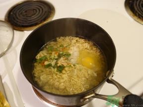 辛拉面是哪个国家的？辛拉面怎么煮好吃？