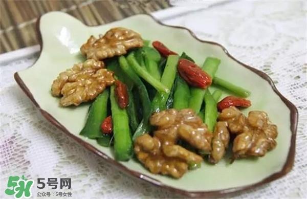 新鲜核桃怎么吃？新鲜核桃怎么给宝宝吃？