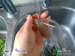 活虾怎么处理干净虾线？活虾怎么去虾线？