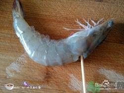 活虾怎么处理干净虾线？活虾怎么去虾线？