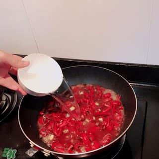 小龙虾怎么做好吃 小龙虾的做法大全