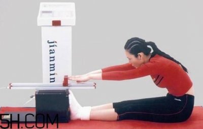 ​坐位体前屈是什么？坐位体前屈高效训练方法