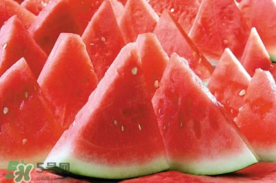 ​糖尿病人能吃西瓜吗？糖尿病患者如何放心吃西瓜？