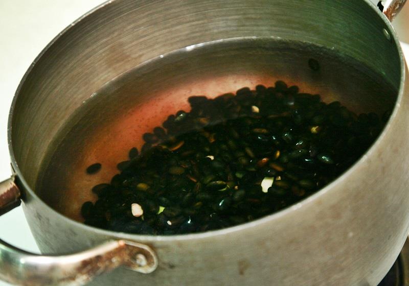 黑豆酱油的做法 在家也能自制