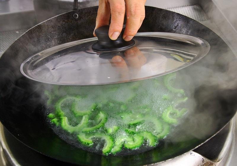 青菜怎么炒好吃又不变色 5种炒法好看又好吃