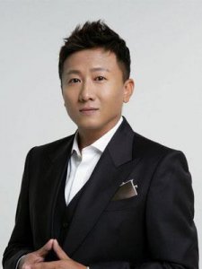 ​房子斌个人资料