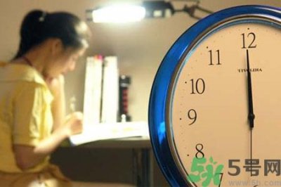 ​熬夜对青少年有什么影响？熬夜对青少年的危害是什么？