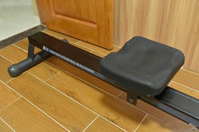 ​水阻划船器锻炼的部位 水阻划船器的使用方法