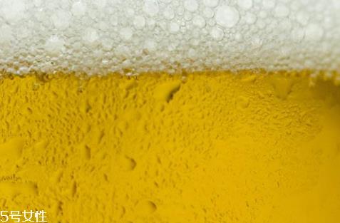 啤酒肚是喝啤酒喝出来的吗 啤酒真相告诉你