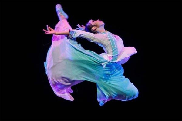 古典舞怎么转圈 记住这些技巧