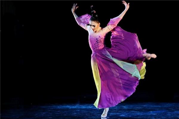 古典舞怎么转圈 记住这些技巧