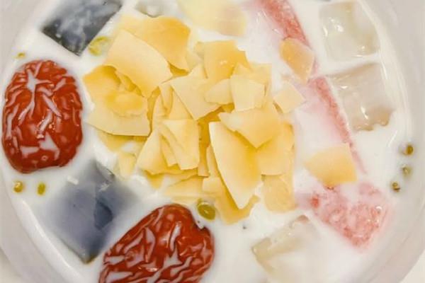 椰奶可以煮沸喝吗 椰奶可以做什么美食