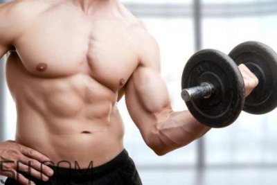 ​哑铃弯举一天练多少？哑铃弯举正确方法