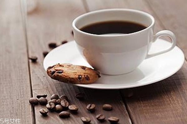 浓缩意式咖啡怎么喝 三口之内喝完