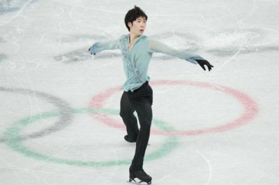 ​金博洋演绎卧虎藏龙 花样滑冰的冰场是什么材质的