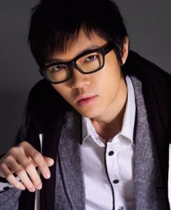 ​方大同个人资料