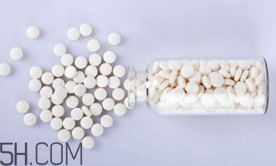 爱乐维复合维生素片属于叶酸吗？孕妇感冒可以吃爱乐维吗？